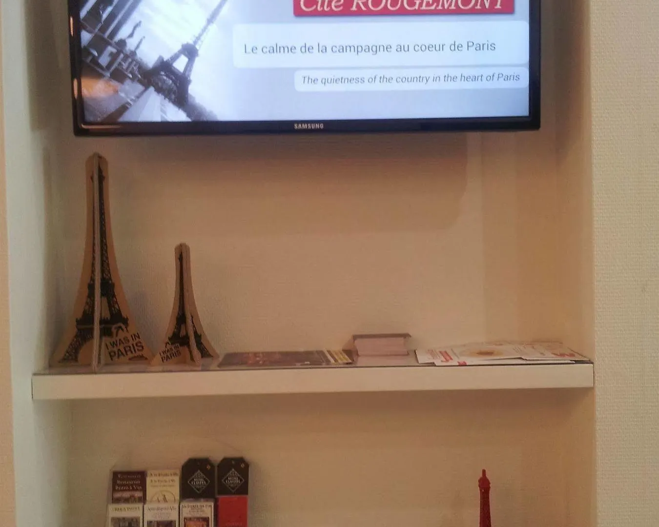 Otel De La Cite Rougemont Paris